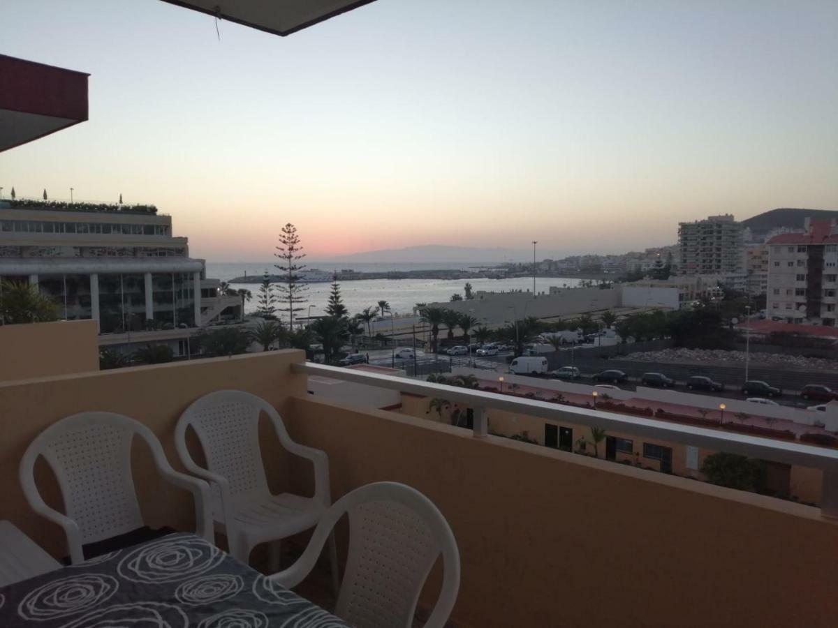 Newly Renovated Vistas Muelle De Los Cristianos Pier View Free Wifi Arona  Buitenkant foto